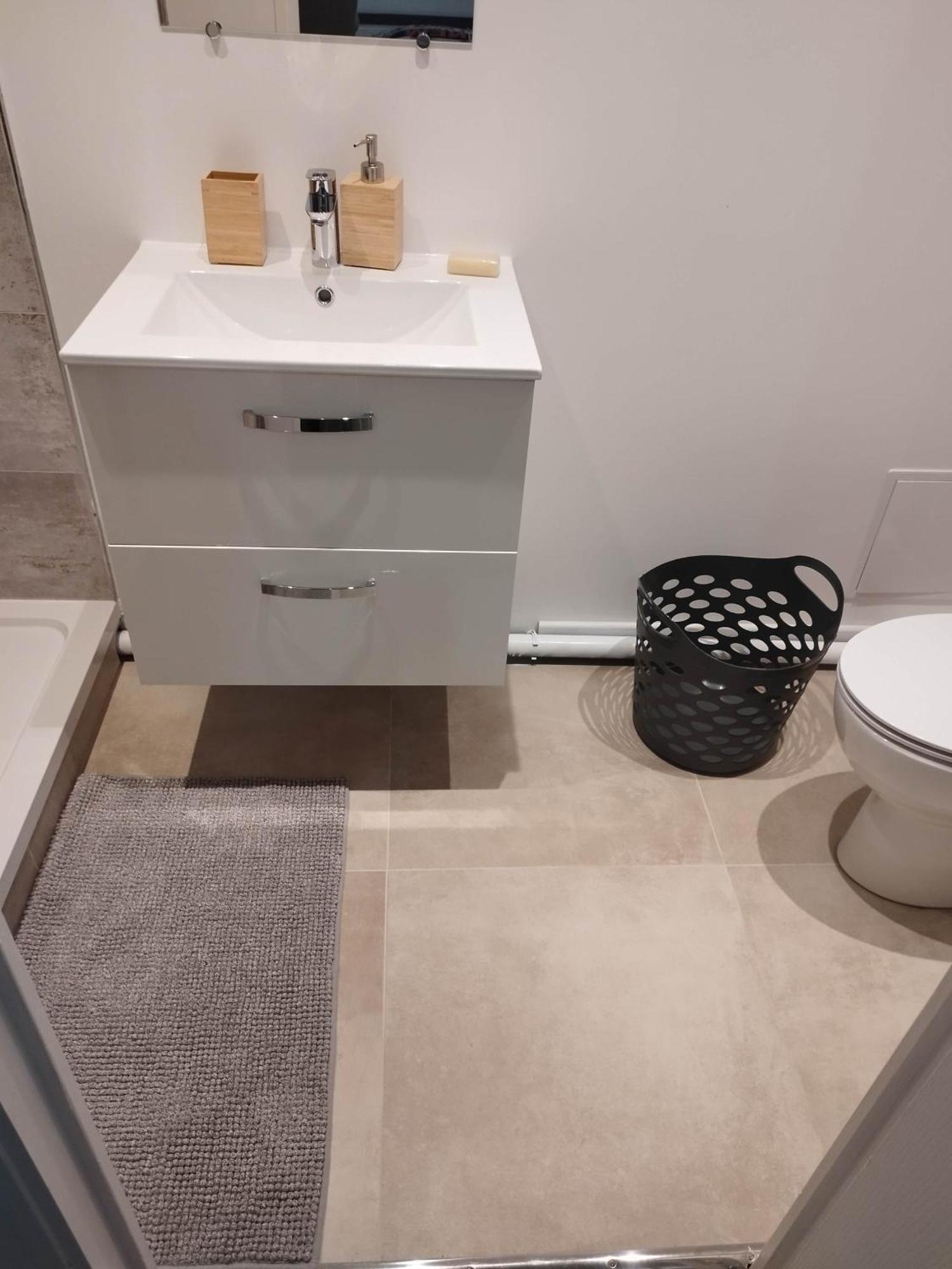 Le New York Bisontin 2 Apartment Besancon Bagian luar foto